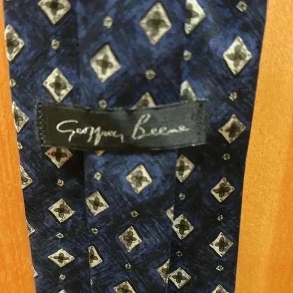 Silk tie - Picture 4 of 5